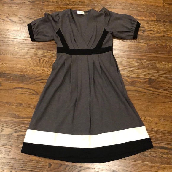 Calvin Klein sz 2 - Picture 1 of 5